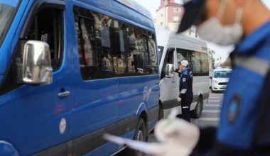 BÜYÜKŞEHİR TRAFİK ZABITA EKİPLERİ, KORONAVİRÜS SÜRECİNDE DENETİMLERİNİ SÜRDÜRÜYOR