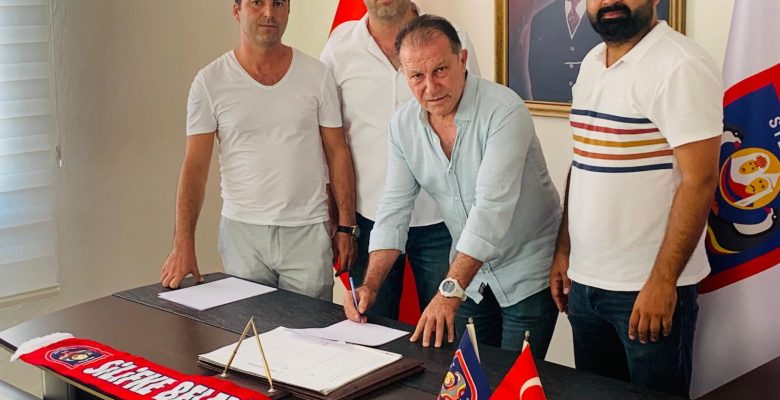 Silifke Belediyespor, Şampiyon hoca  ile yeniden sözleşme  imzaladı