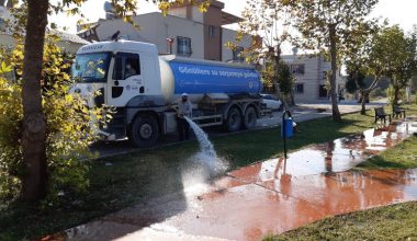 AKDENİZ’İN PARK VE YEŞİL ALANLARI YENİLENİYOR
