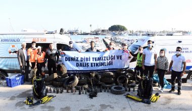 DENİZİ SORUMSUZ İNSANLAR KİRLETİYOR!  DENİZDEN BABAM ÇIKSA YENMİYOR!