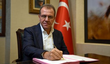 BAŞKAN SEÇER, TÜRKİYE BELEDİYECİLİK TARİHİNDE BİR İLKE İMZA ATTI