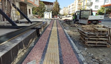 TARSUS’TA 4 MAHALLEDE YOL YAPIM VE BAKIM ÇALIŞMALARI SÜRÜYOR