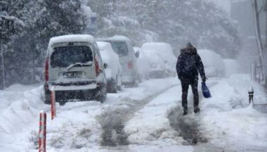 Bu geceye hazır olun: 11 derece birden soğuyacak, kar yolda Bu geceye hazır olun: 11 derece birden soğuyacak, kar yolda