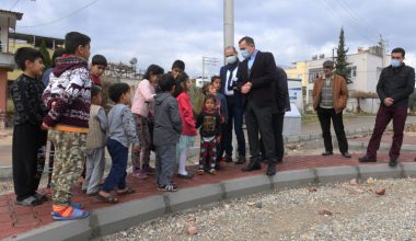 Yenişehir Belediyesi, Deniz Mahallesi’ne yeni bir park kazandırıyor