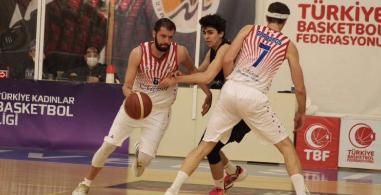 MERSİN BÜYÜKŞEHİR GSK ERKEK BASKET TAKIMI ÇEYREK FİNALDE