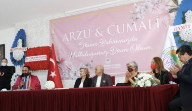 BAŞKAN YILMAZ, İKİNCİ BAHARINI YAŞAYAN ÇİFTİN NİKAHINI KIYDI