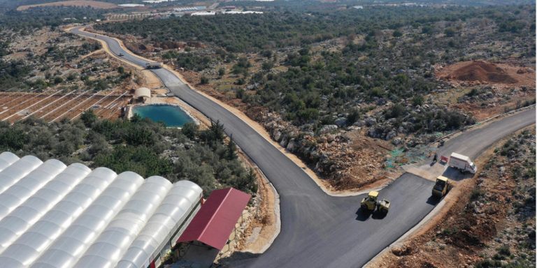 MERSİN BÜYÜKŞEHİR, TARIMIN YOLUNU AÇIYOR