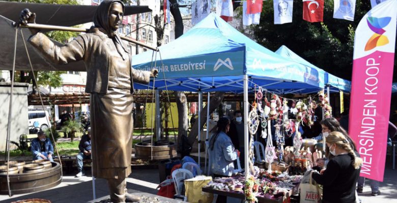 MERSİN BÜYÜKŞEHİR’İN KADIN ÜRETİCİ KOOPERATİFLERİ BULUŞMALARI VATANDAŞLARDAN YOĞUN İLGİ GÖRÜYOR