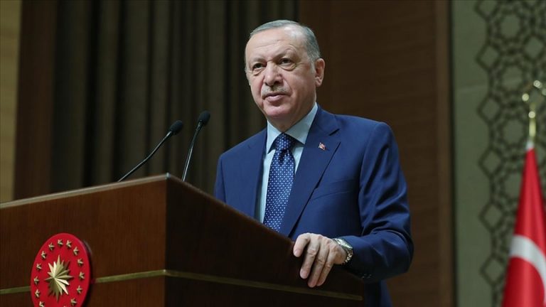 Cumhurbaşkanı Erdoğan Bahçeli ile ters düştü: Milli andımız İstiklal Marşı