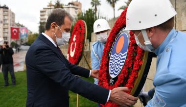 Mersin Büyükşehir Belediye Başkanı Vahap Seçer Atatürk’ün Mersine Gelişinin 98. Yılını Törenle Kutladı