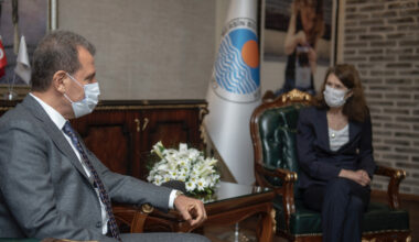 HOLLANDA’NIN TÜRKİYE BÜYÜKELÇİSİ’NDEN BAŞKAN SEÇER’E ZİYARET