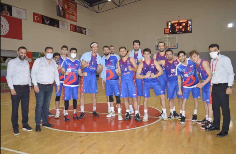 BÜYÜKŞEHİR ERKEK BASKETBOL TAKIMI, ADINI FİNAL GRUBUNA YAZDIRDI
