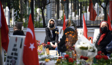 BÜYÜKŞEHİR, ŞEHİTLER HAFTASI’NDA ŞEHİTLERİ DUALARLA ANDI