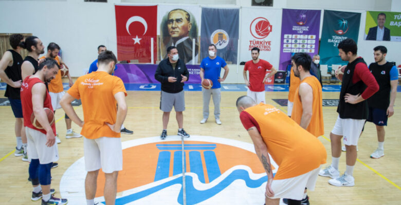 MERSİN BÜYÜKŞEHİR ERKEK BASKETBOL TAKIMI’NA YENİ BAŞ ANTRENÖR