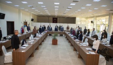 KENT KONSEYİ, MERSİN’İN KURTULUŞU’NUN 100. YILI KUTLAMALARI İÇİN ÇALIŞTAY DÜZENLEDİ