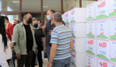 TOROSLAR BELEDİYESİ’NDEN, İHTİYAÇ SAHİPLERİNE GIDA KOLİSİ DESTEĞİ