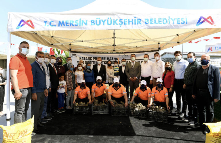 MERSİN BÜYÜKŞEHİR’DEN KAZ DESTEĞİ ALAN KADINLAR, KARS’IN KAZ ÜRETİCİLERİNE RAKİP OLUYOR
