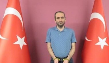 FETÖ/PDY lideri Fetullah Gülen’in yeğeni Selahaddin Gülen yakalanarak Türkiye’ye getirildi