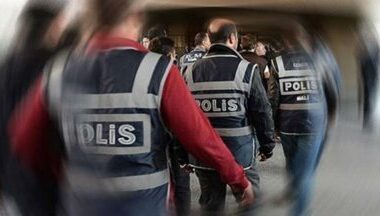 İstanbul’da rüşvet operasyonu! Polis ve avukatlar gözaltında