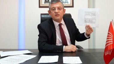 CHP’li Özel’den AKP’li Elitaş’a yanıt:”Ruhsar Pekcan’ı temize çekeyim derken bu pisliğe kendisi de bulaşmıştır.”