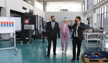 BAŞKAN YILMAZ, MODEL FABRİKA’YI İNCELEDİ