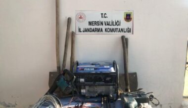 Mersin’in Mezitli ve Anamur ilçelerinde, kaçak kazı yaptıkları tespit edilen 8 zanlı gözaltına alındı.