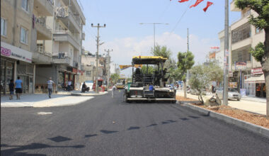 BÜYÜKŞEHİR’DEN ŞEVKET SÜMER VE GÜNEŞ MAHALLERİNDE YOL ÇALIŞMASI