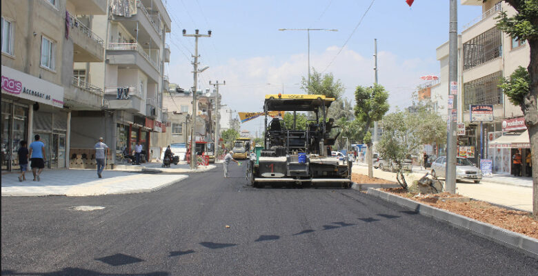 BÜYÜKŞEHİR’DEN ŞEVKET SÜMER VE GÜNEŞ MAHALLERİNDE YOL ÇALIŞMASI