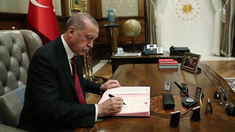 Cumhurbaşkanı kararı ile bazı fakülte ve yüksekokullar kapatıldı; 10 yeni fakülte kuruldu