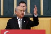 Bahçeli: Atatürk’e dil uzatanlar daha iyi Müslüman olduklarını mı sanıyorlar? Atatürkümüzden ne istiyorsunuz? O tarih sahnesine çıkmasaydı doğduğunuzda kulağınıza ezan mı okunurdu, vaftiz mi ettirilirdiniz? Atatürk, Türkiye’dir