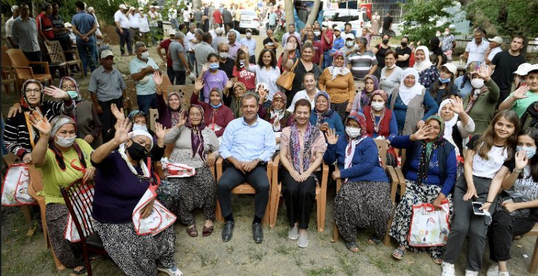 BAŞKAN SEÇER, BAYRAMIN SON GÜNÜ ERDEMLİ HALKI İLE BAYRAMLAŞTI