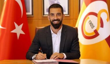 Galatasaray, Arda Turan’la 1 yıllık yeni sözleşme imzaladı