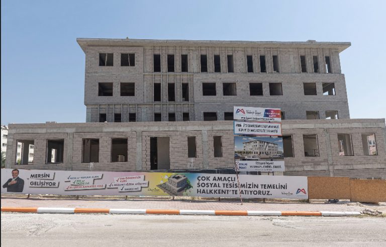 MERSİN BÜYÜKŞEHİR’DEN 2 SOSYAL YAŞAM MERKEZİ