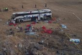 Balıkesir’de yolcu otobüsü takla attı: 14 kişi yaşamını yitirdi, 18 kişi yaralı