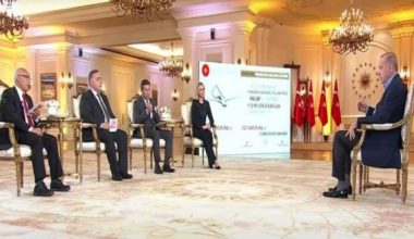 Kılıçdaroğlu’ndan Erdoğan’a prompter tepkisi: Hakaretleri bile promptera yazdırıyorsun