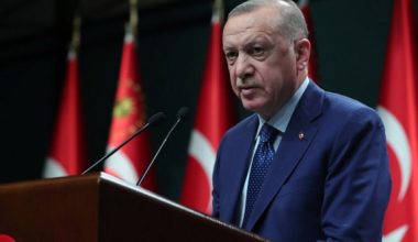 Erdoğan: 15 bin yeni öğretmen ataması daha fazlası