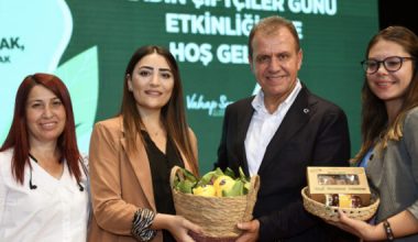 BAŞKAN SEÇER, MERSİN’İN DÖRT BİR YANINDAN GELEN ÇİFTÇİ KADINLARLA BULUŞTU