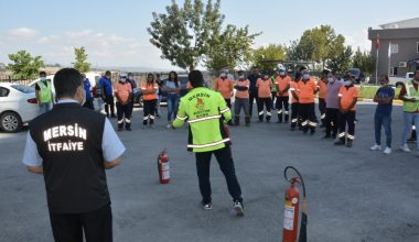 MERSİN BÜYÜKŞEHİR PERSONELİNE TATBİKATLI YANGIN EĞİTİMİ