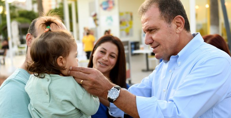 BAŞKAN SEÇER: “BÜTÜN KİMLİKLERİ, KÜLTÜRLERİ KUCAKLAMAK YÖNETİCİ OLARAK GÖREVİMİZDİR”