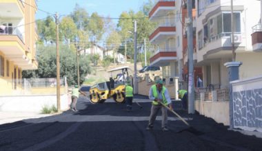 TOROSLAR ÇALIŞIYOR, YOLLAR ASFALTLANIYOR