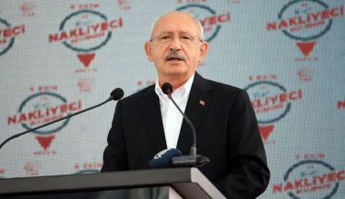 Kılıçdaroğlu, Mersin’de TIR ve kamyon şoförleriyle buluştu…  ‘İktidar olduğumuzda yolları kamulaştıracağız, uçuk rakamlar, soygun düzeni olmayacak’