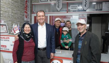 BAŞKAN SEÇER, KUVAYİ MİLLİYE CADDESİ ESNAFINI ZİYARET ETTİ