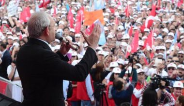 İzin krizi bitmek bilmiyor! CHP’nin Mersin mitinginde kullanacağı slogan öğrenildi