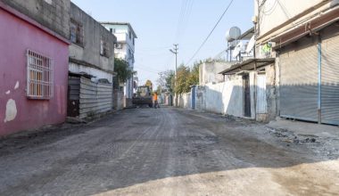 BÜYÜKŞEHİR’DEN AKDENİZ’İN ÇAY MAHALLESİ’NDE TARİHİNİN EN BÜYÜK YOL ÇALIŞMASI