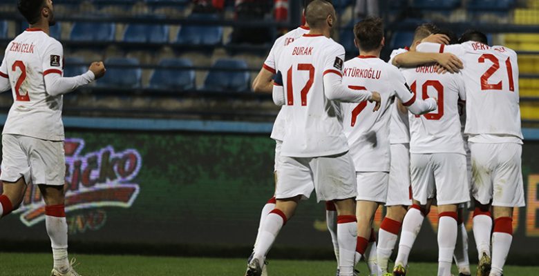 Dünya Kupası hayali sürüyor; Karadağ’ı deplasmanda deviren A Milli Takım, play-off biletini aldı