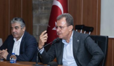 BAŞKAN SEÇER, 2021’İN SON GÜNÜNDE YÖNETİM KADROSUYLA BİR ARAYA GELDİ