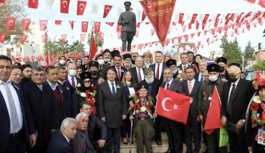 BAŞKAN VEKİLİ ÜNZİLE KURU, TARSUS’UN KURTULUŞU’NUN 100. YIL KUTLAMASINA KATILDI
