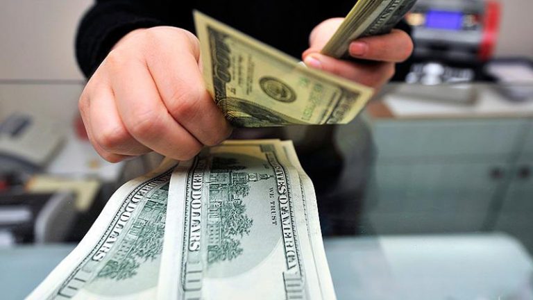 Dolar, 12 liranın altında