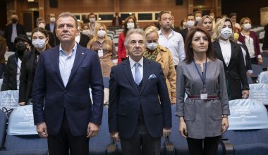 BAŞKAN SEÇER’DEN MERSİN KENT KONSEYİ ÜYELERİNE: “HEP BERABER MERSİNİMİZ’E KATKI SUNMAK İÇİN GAYRET SARF EDECEĞİZ”