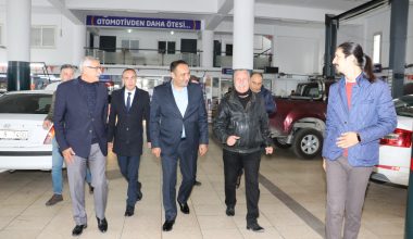 BAŞKAN YILMAZ, OTOMOTİV SEKTÖRÜNDE HİZMET VEREN ESNAFLA BİR ARAYA GELDİ